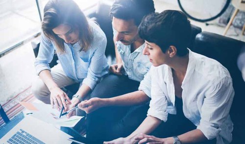 Sesión informativa sobre la especialización universitaria de Proyectos de Analítica Predictiva de Datos para la industria 4.0 Sesión informativa sobre la especialización universitaria de Proyectos de Analítica Predictiva de Datos para la industria 4.0