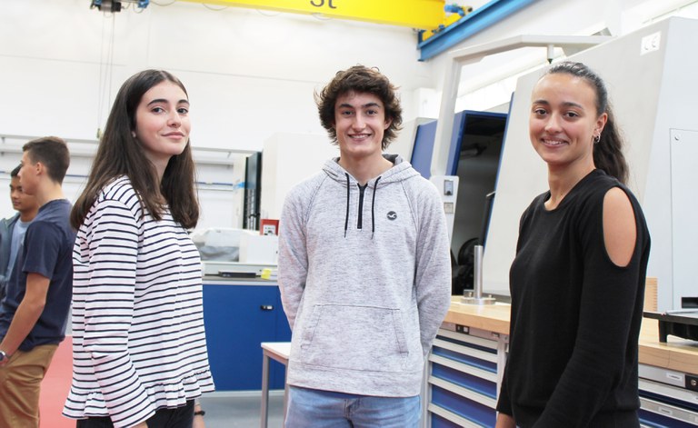 Alumnos del grado en Ingeniería en Innovación de Procesos y Productos Alumnos de ingeniería en Innovación de Procesos y Productos