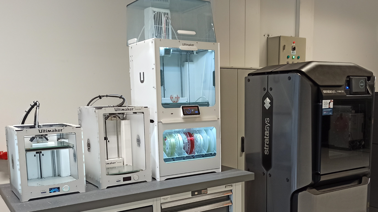 Fused Deposition Modeling Fused Deposition Modeling